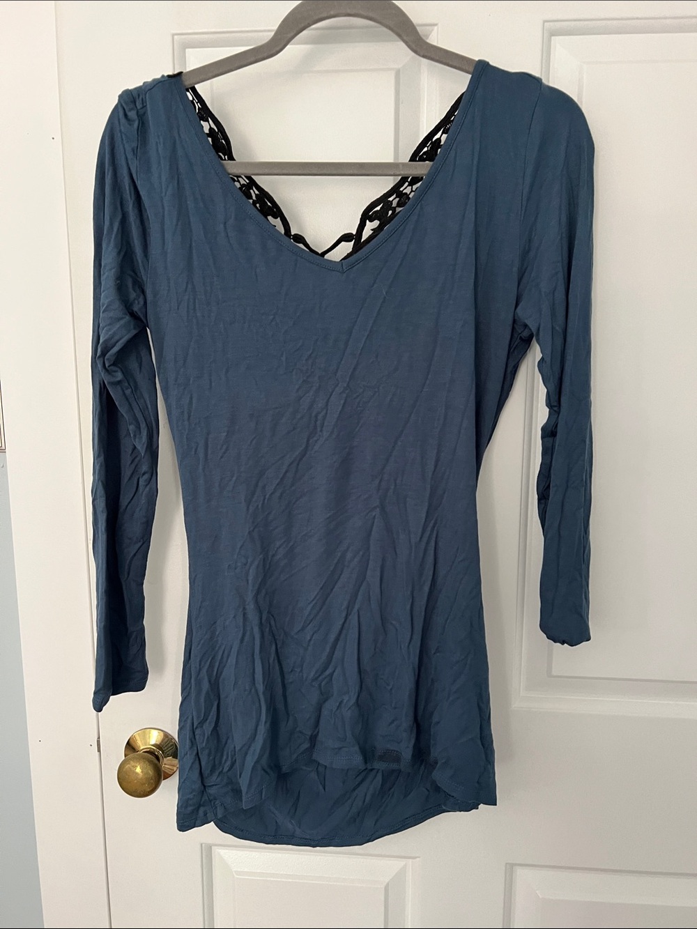 Venus Women's Long-Sleeve V-Neck Top in Slate Blue